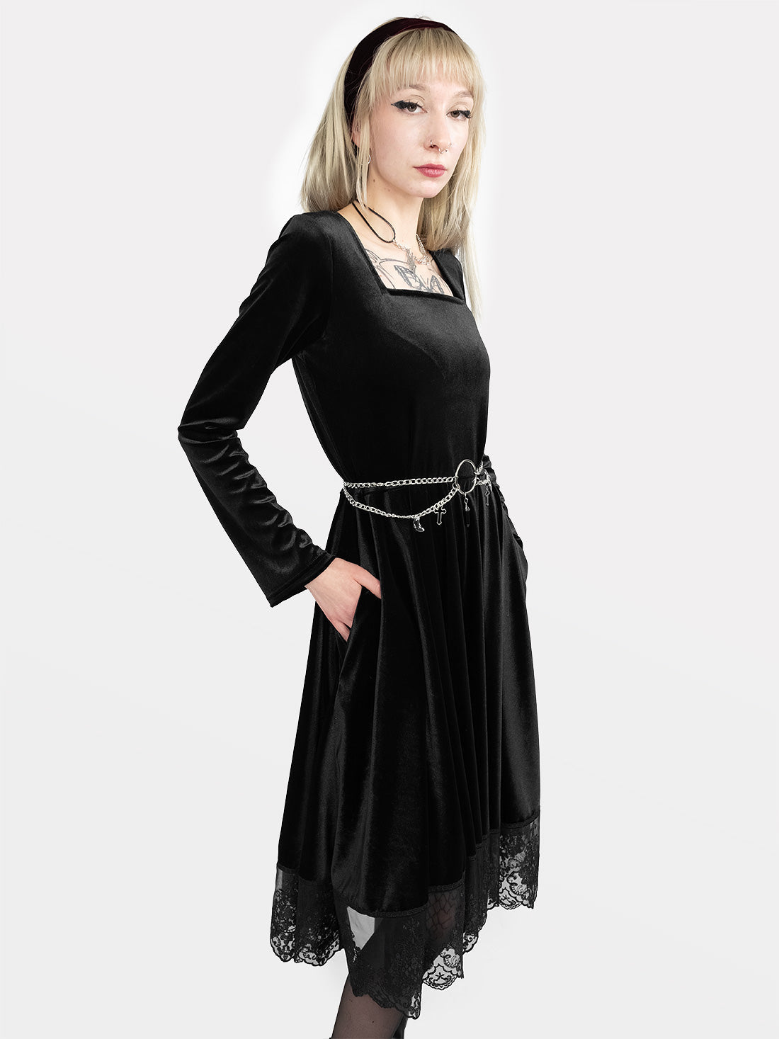 Nyx Velvet Longsleeve Dress
