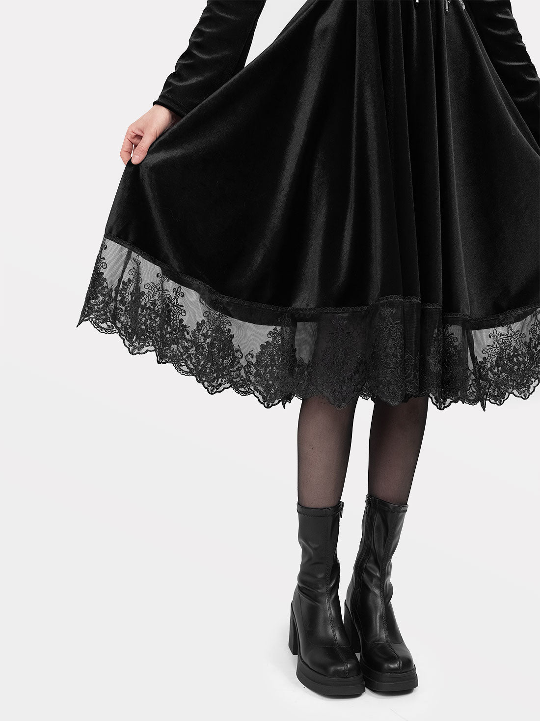 Nyx Velvet Longsleeve Dress