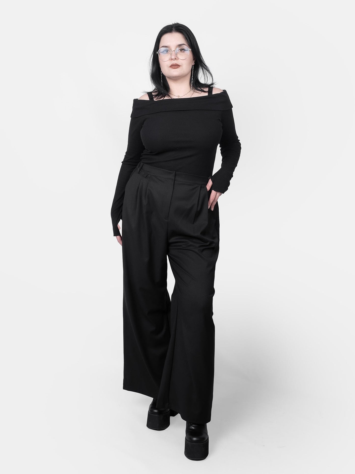 Seraphine Off-Shoulder Top
