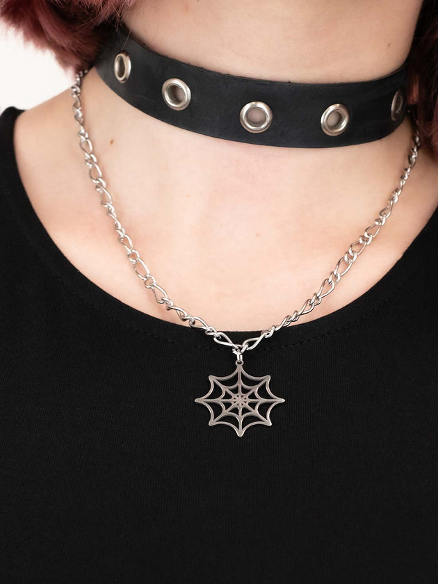 Widow Necklace