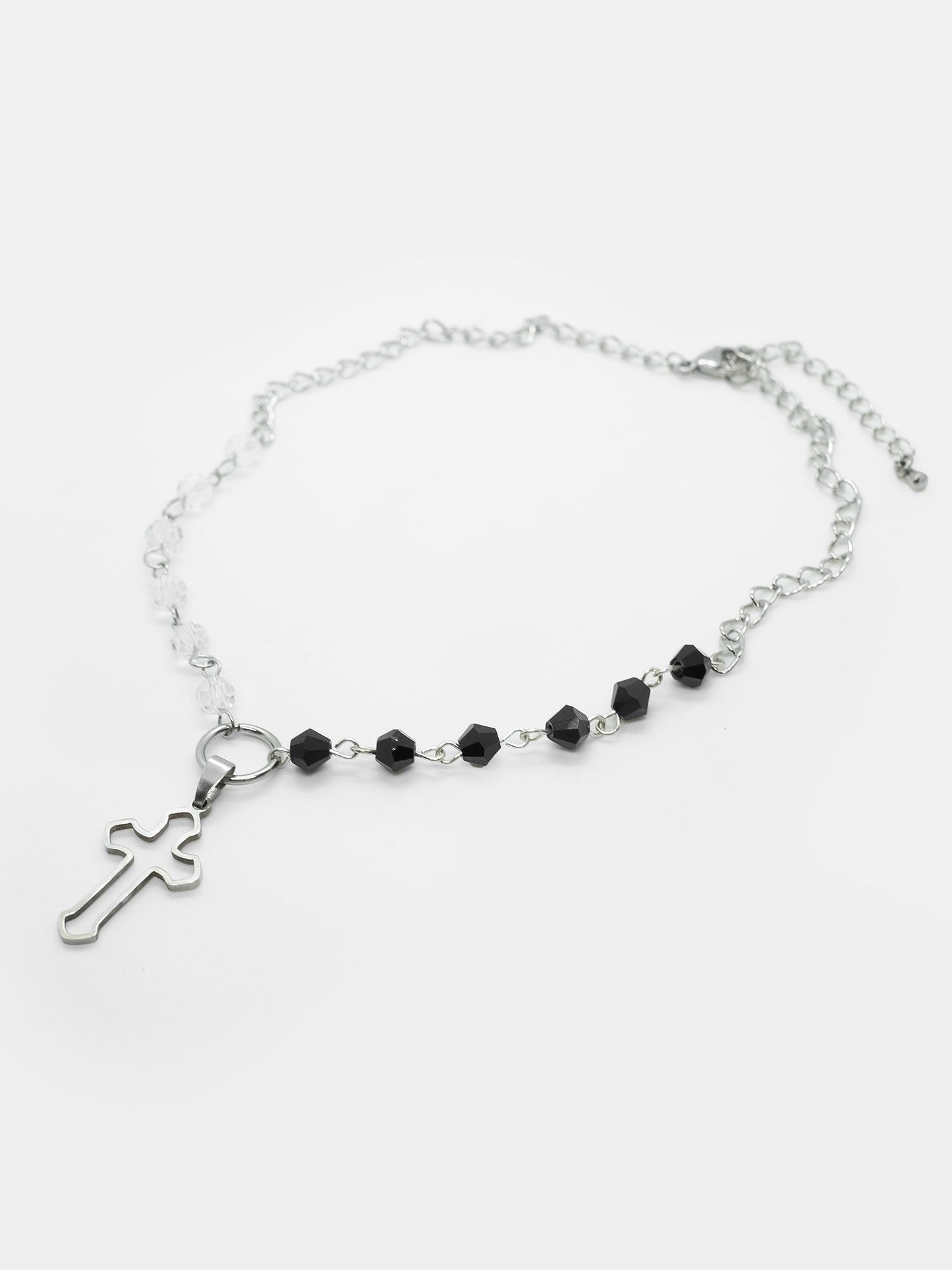 Snarl Cross Choker