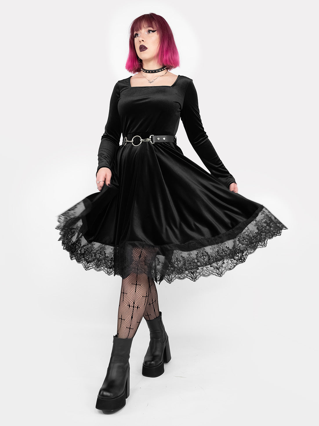 Nyx Velvet Longsleeve Dress