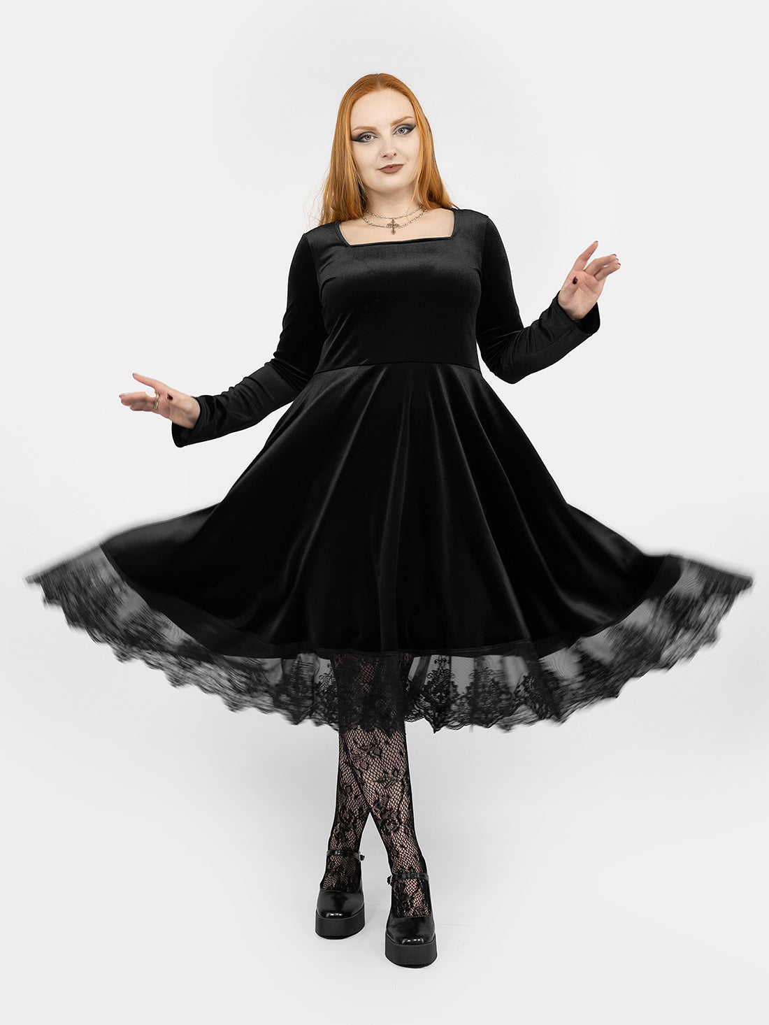 Nyx Velvet Longsleeve Dress