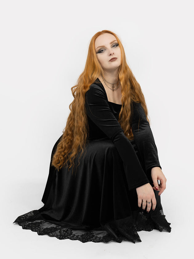 Nyx Velvet Longsleeve Dress