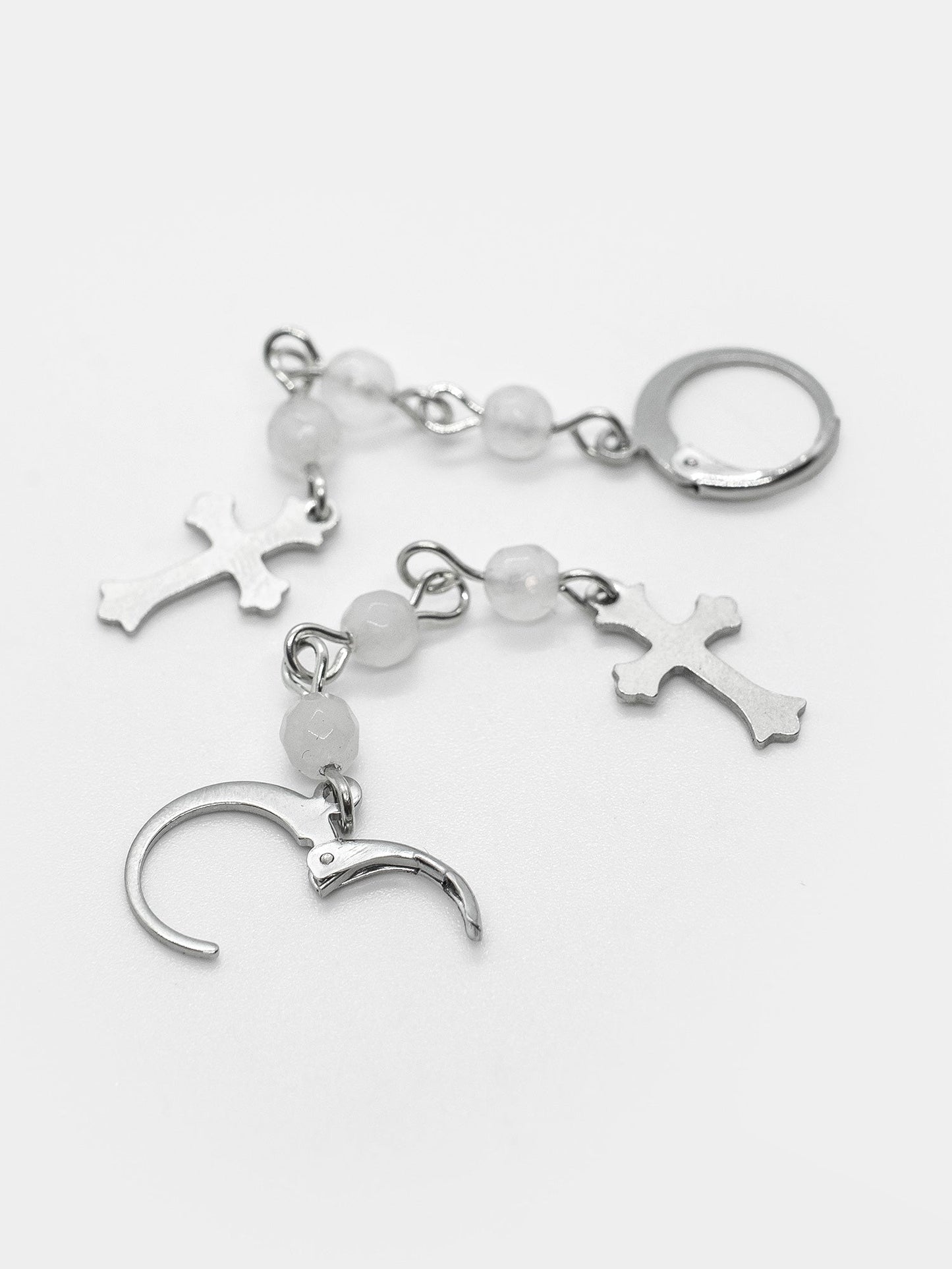 Vitria Cross Earrings