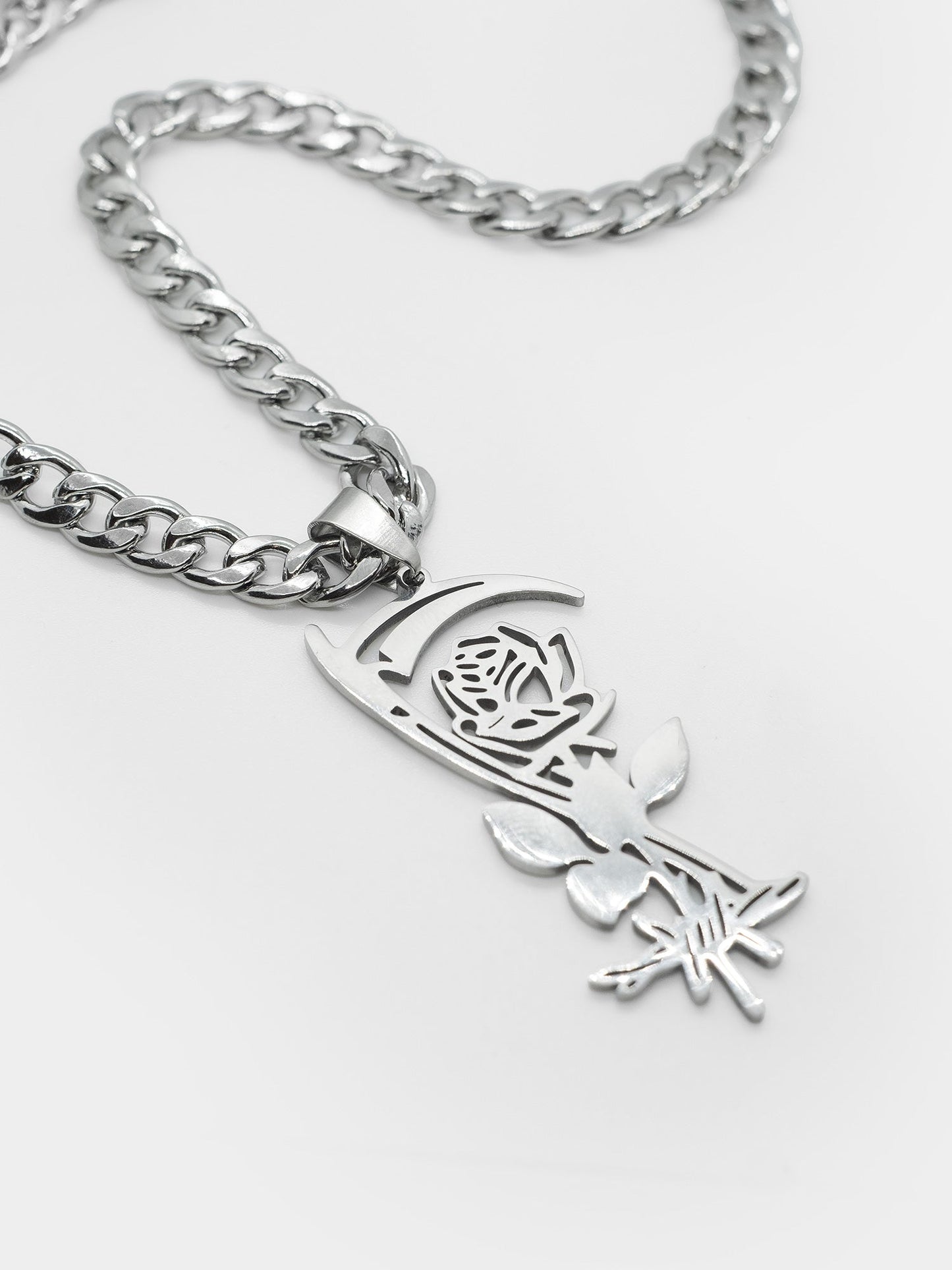 Thornblade Rose & Scythe Necklace