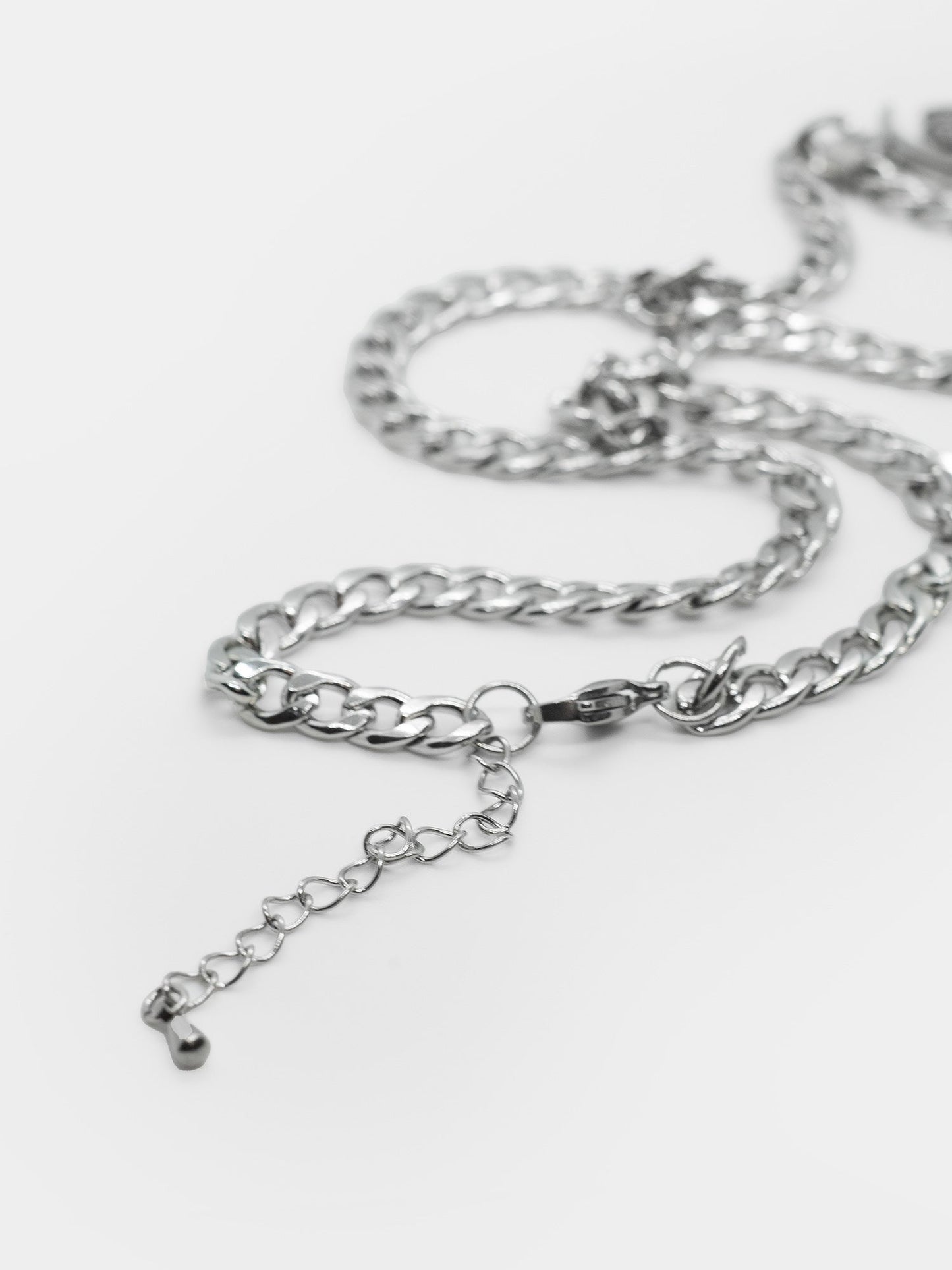Thornblade Rose & Scythe Necklace