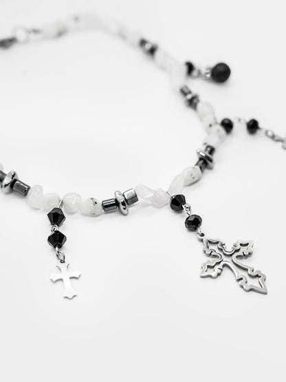 Obscura Gemstone Choker