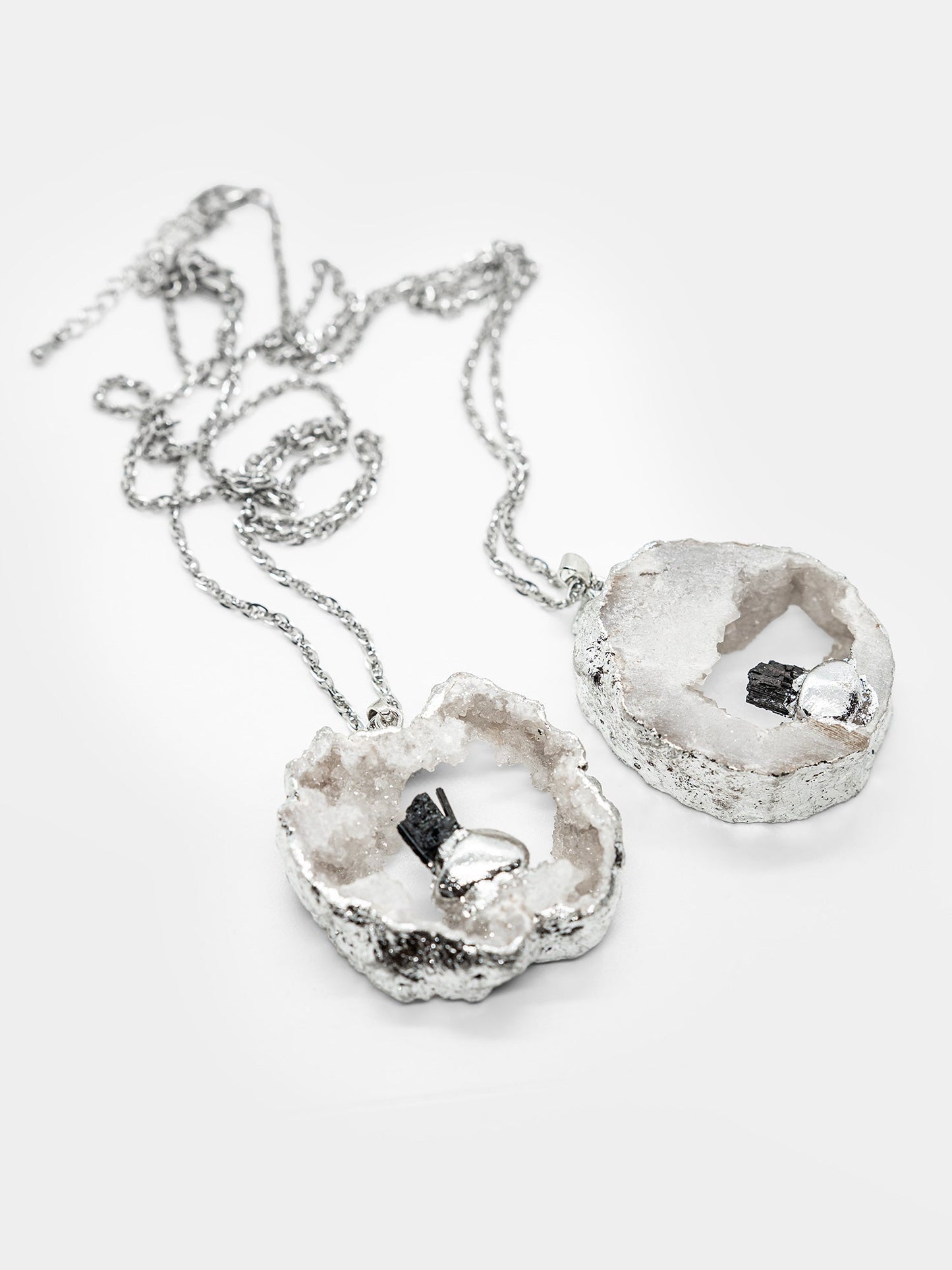 Hallowed Druzy Agate & Tourmaline Necklace