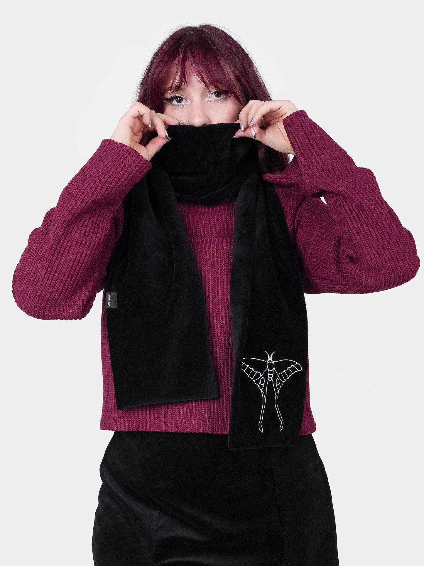 Avelune Embroidered Velvet Scarf