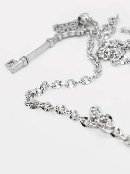 Mistery Key Long Necklace