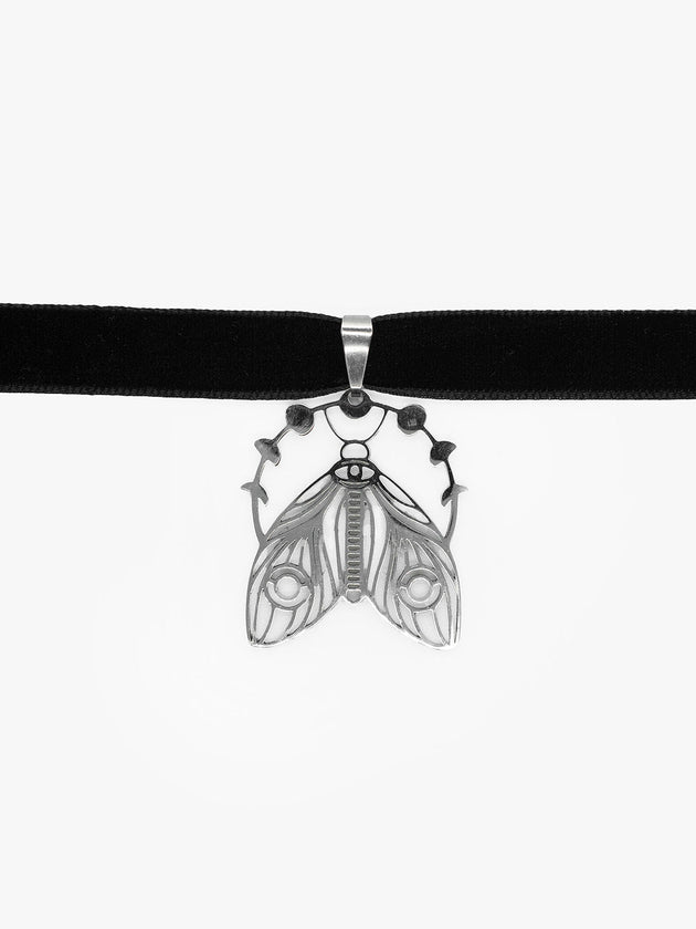 Earthbound Moth Collar